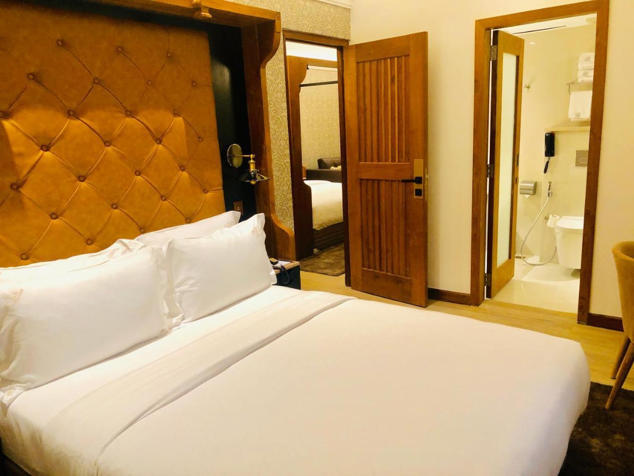 The Radh Hotel Kandy Kültér fotó